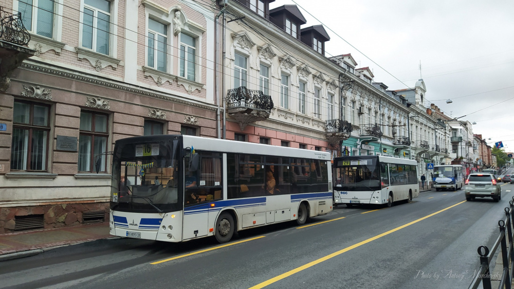 avtobus 300525